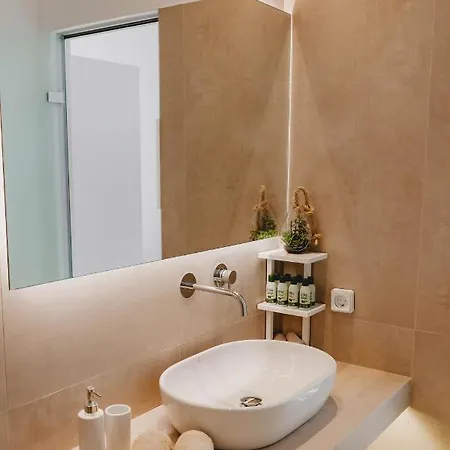 Bay View بيت ضيافة